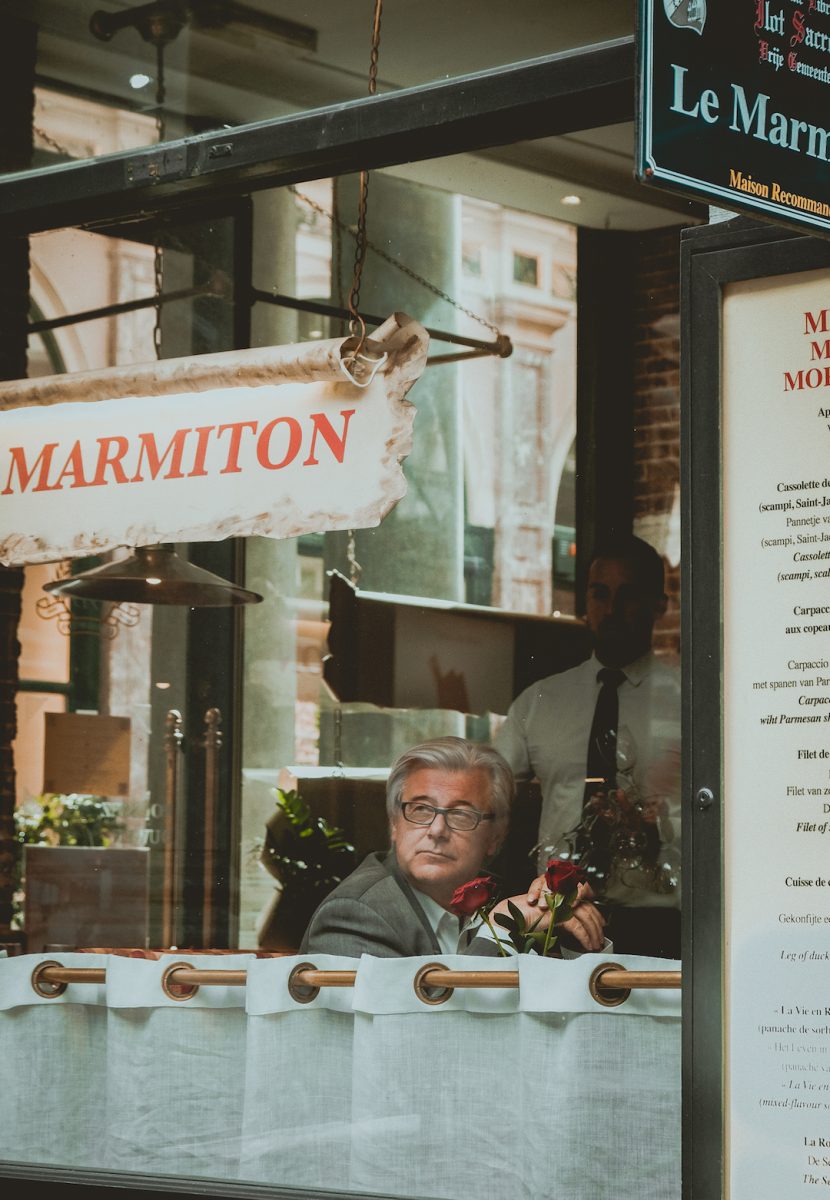 A man at a restaurant in bruxelles